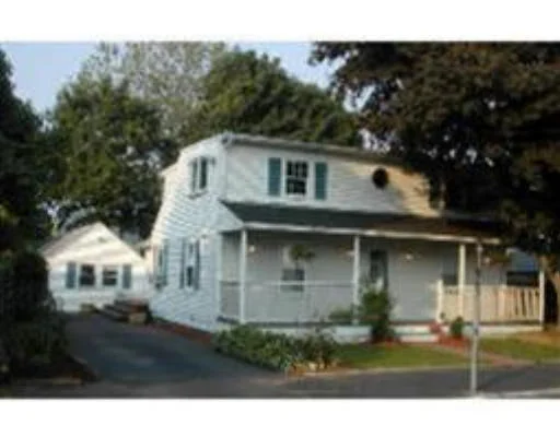 Unit for sale at 11 Wadleigh Ave, Revere, MA 02151
