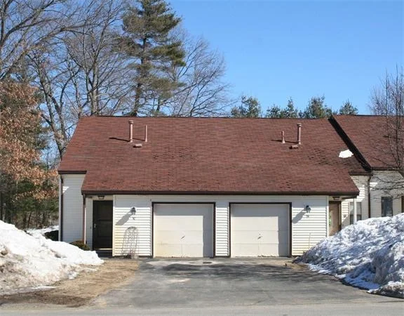 Unit for sale at 30 Decarolis Dr, Tewksbury, MA 01876