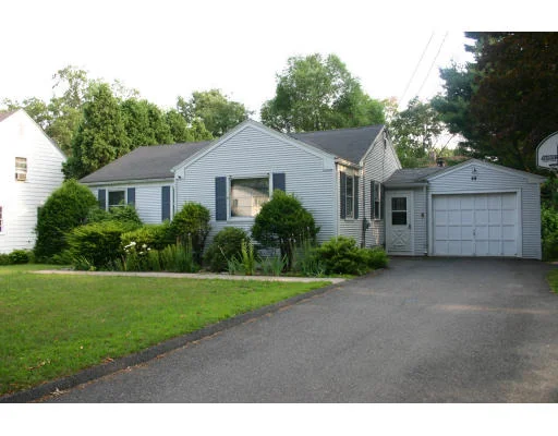 Unit for sale at 25 Sherwood Road, Springfield, MA 01119