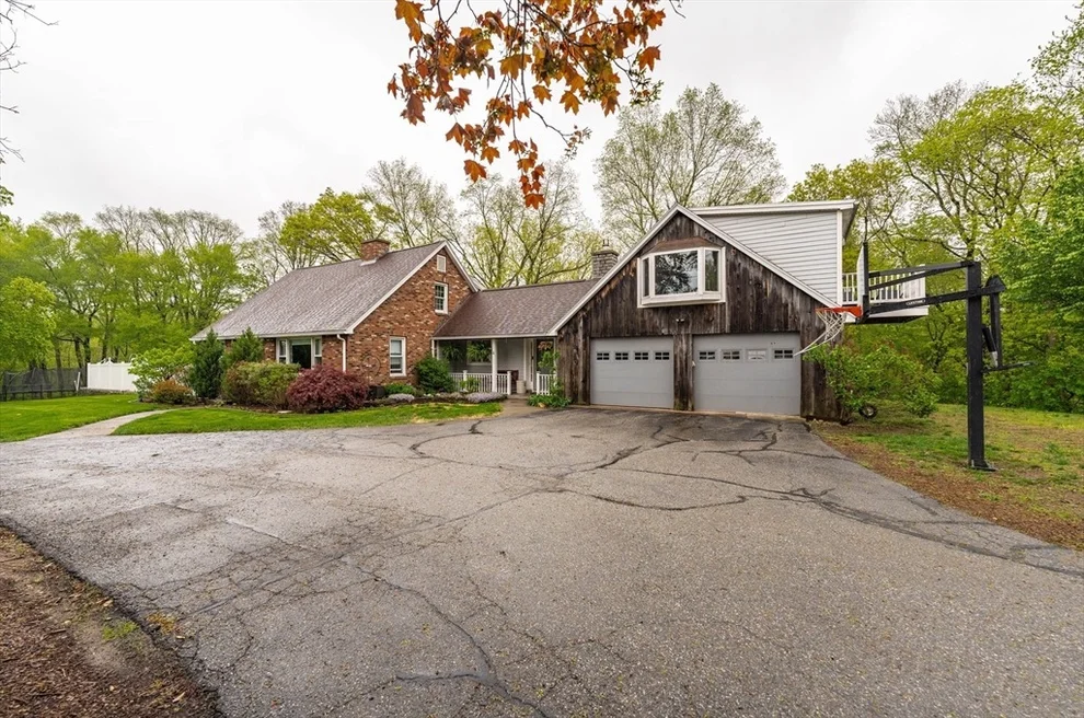 Unit for sale at 4 Alvord St, South Hadley, MA 01075