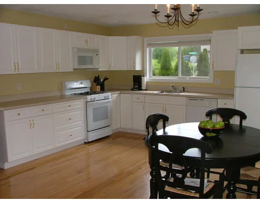 Unit for sale at 7 Fortune Way, Salem, MA 01970