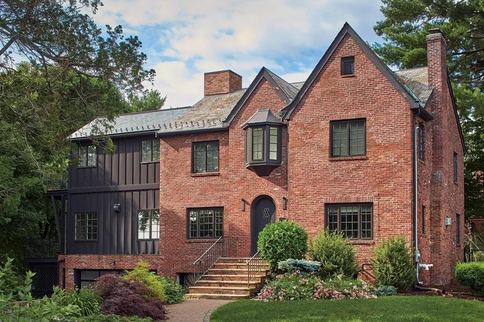 Unit for sale at 82 Kenilworth St, Newton, MA 02458