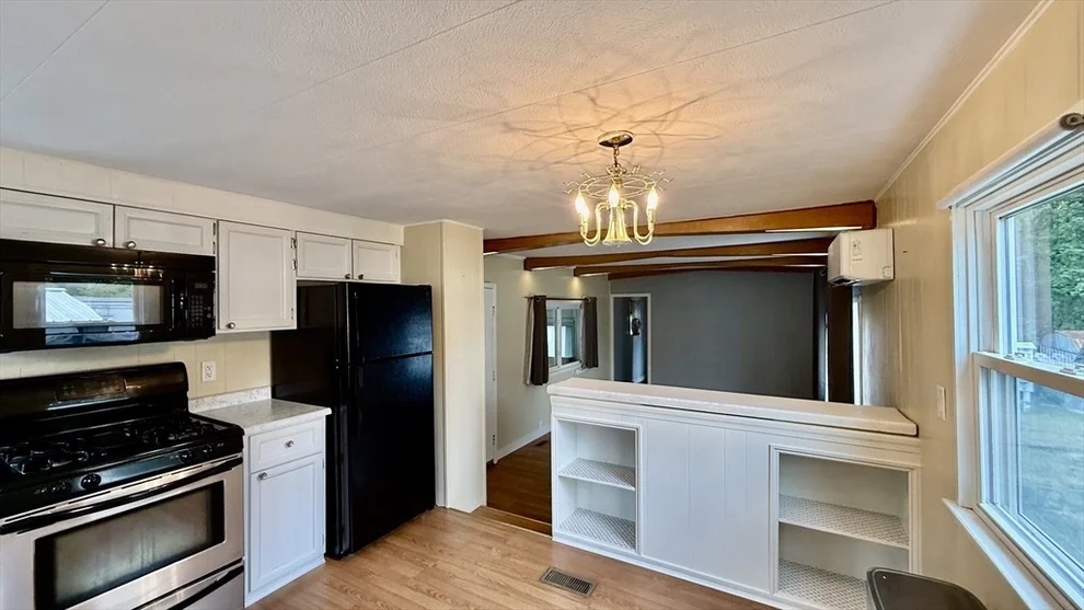 Unit for sale at 160 Washington St, Plainville, MA 02762
