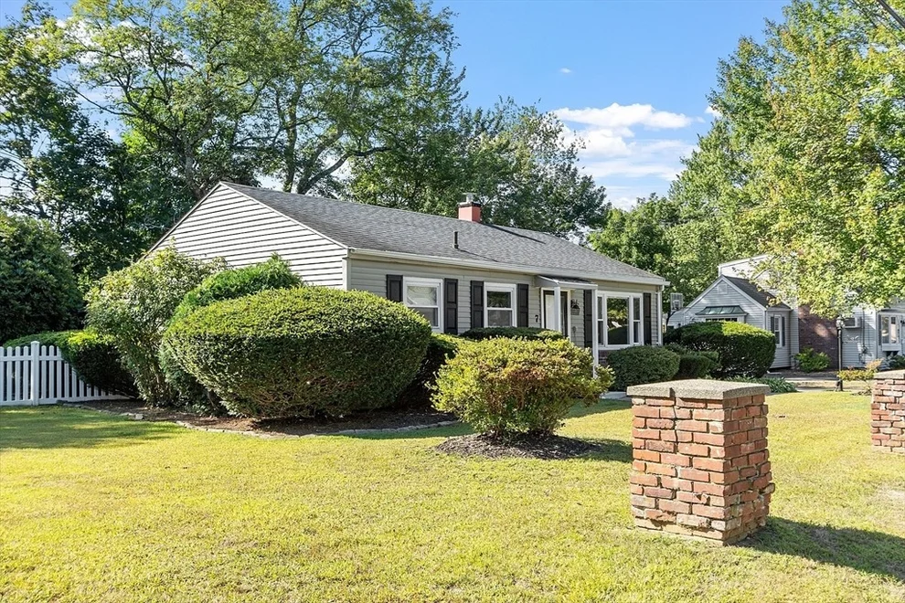 Unit for sale at 7 Greenwood Road, Northborough, MA 01532