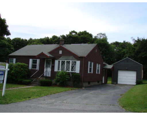 Unit for sale at 12 Brookway Drive, Shrewsbury, MA 01545