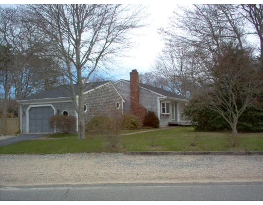 Unit for sale at 153 Connemara Cir, Barnstable, MA 02601