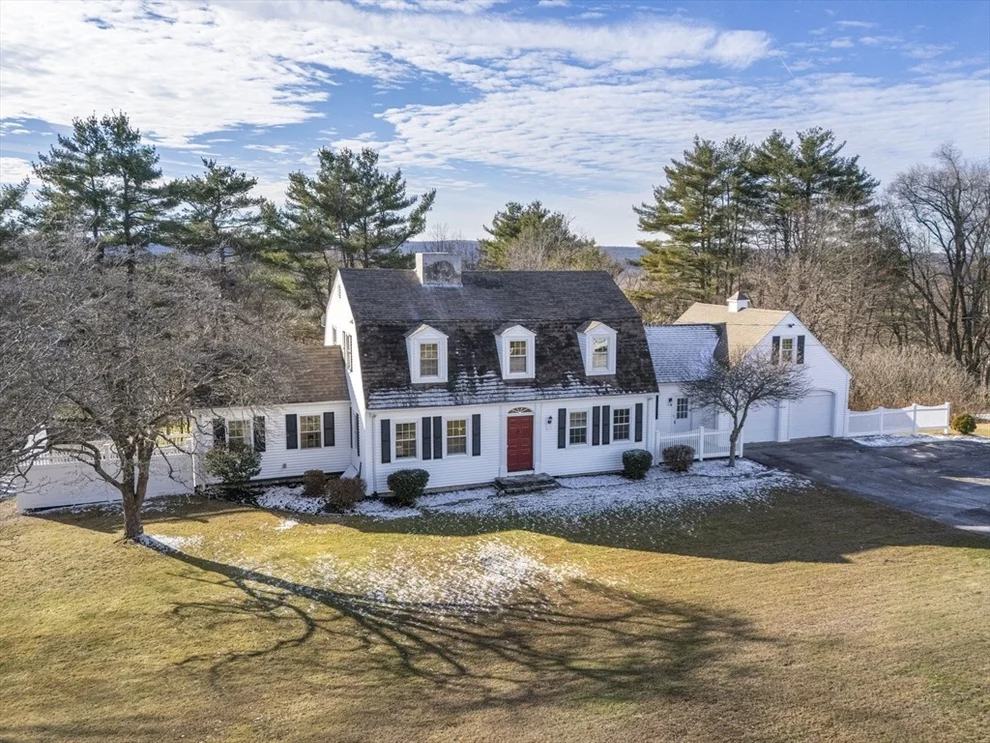 Unit for sale at 51 Fiske Hill Rd, Sturbridge, MA 01566