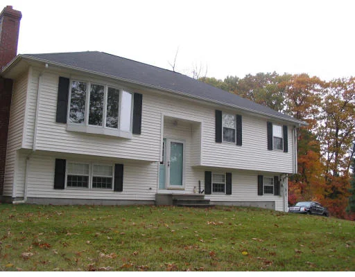 Unit for sale at 11 Green, Hopedale, MA 01747
