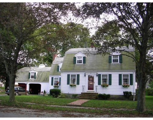 Unit for sale at 21 Crestline Circle, Beverly, MA 01915