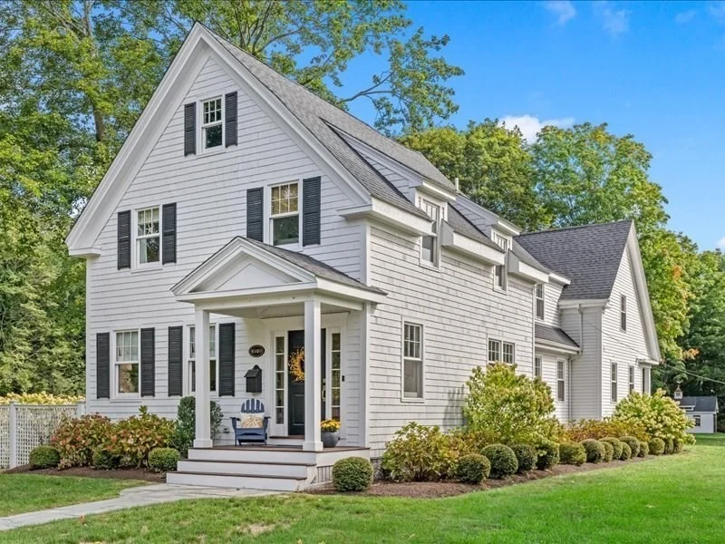 Unit for sale at 1040 Main St, Hingham, MA 02043