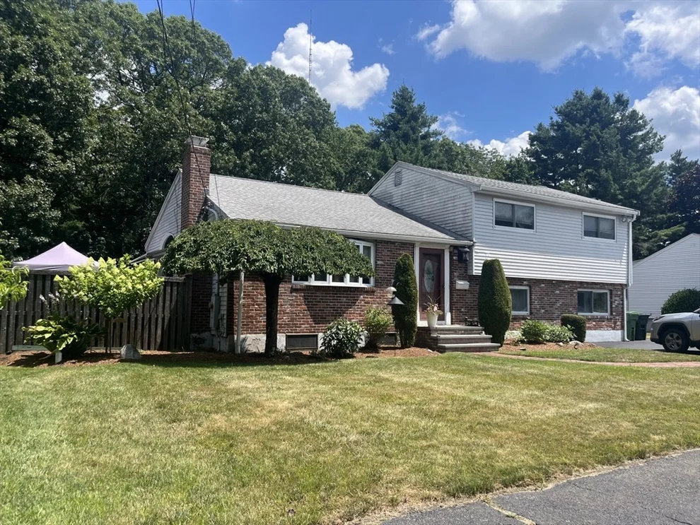 Unit for sale at 92 Noanett Road, Needham, MA 02492