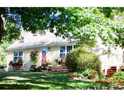 Unit for sale at 182 Athol-Richmond Road, Royalston, MA 01368
