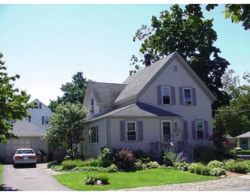 Unit for sale at 146 Warren Ave, Whitman, MA 02382