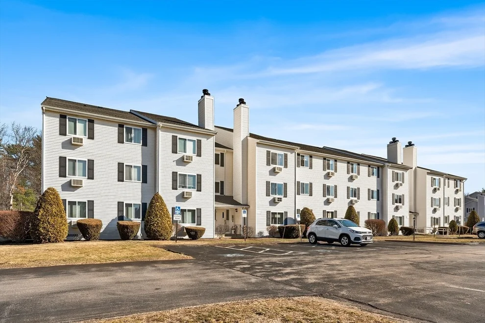 Unit for sale at 6 Erick Rd, Mansfield, MA 02048