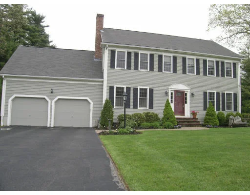 Unit for sale at 65 Laurie Ln, Wrentham, MA 02093