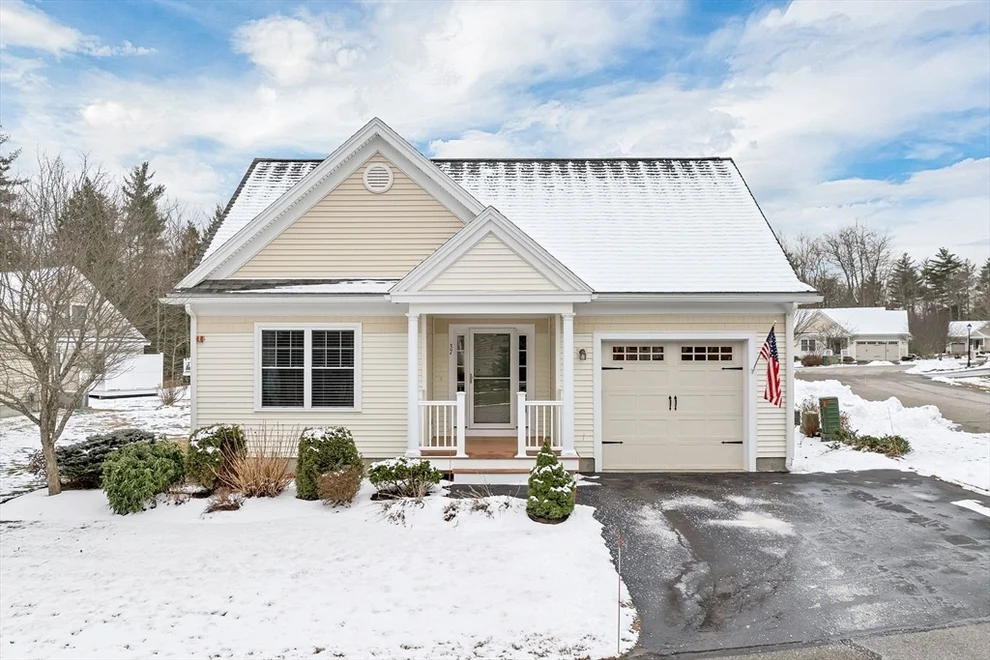 Unit for sale at 37 Birch Cir, Brentwood, NH 03833