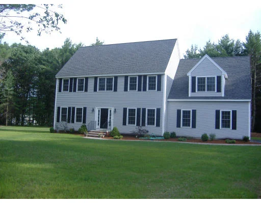 Unit for sale at 20 Redland Rd, Shrewsbury, MA 01545
