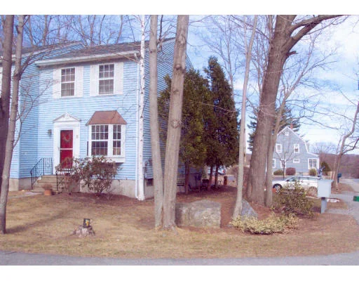 Unit for sale at 2 Ward Farm Circle, Worcester, MA 01602
