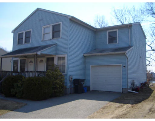 Unit for sale at 123 Glenmore St., Springfield, MA 01129