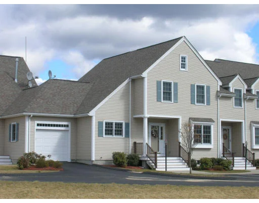 Unit for sale at 610 Thayer Street, Abington, MA 02351
