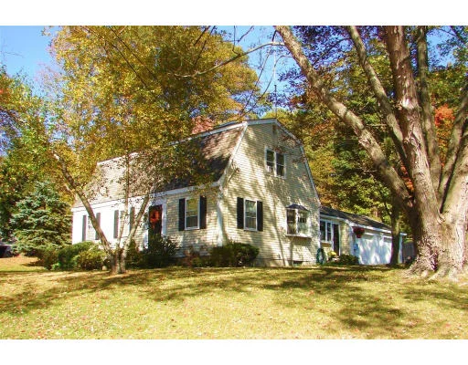 Unit for sale at 235 High St, Hingham, MA 02043