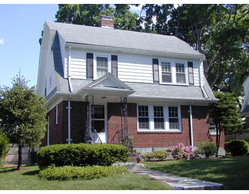 Unit for sale at 18 Arapahoe Rd, Newton, MA 02465