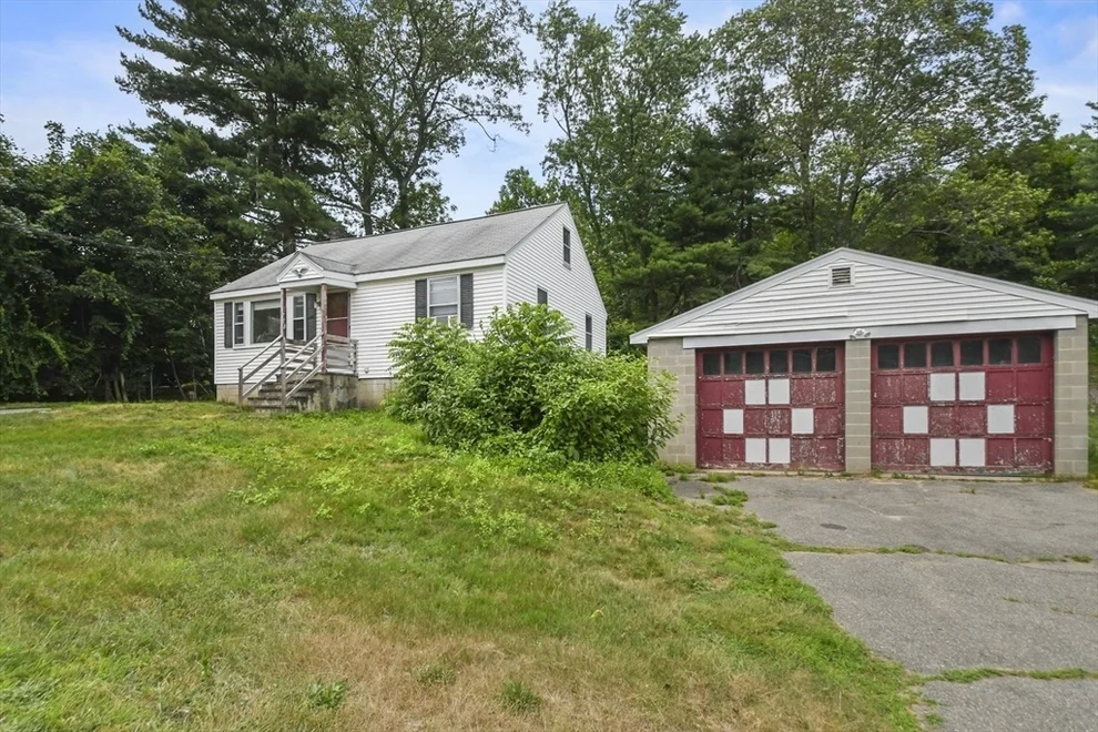 Unit for sale at 119 Russell St, Woburn, MA 01801