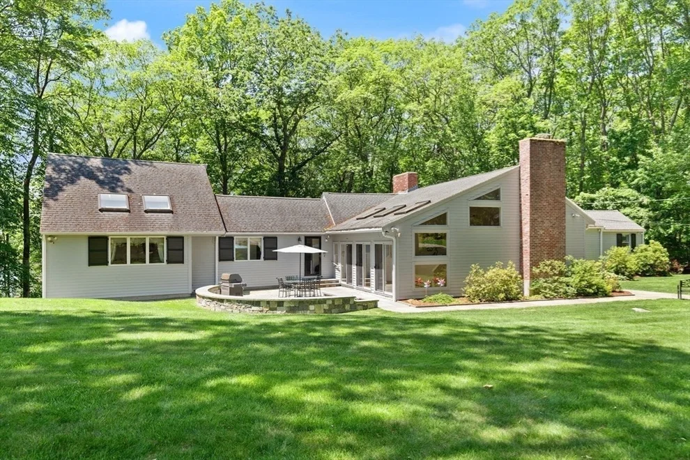 Unit for sale at 111 Hager St, Marlborough, MA 01752