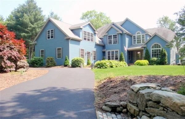 Unit for sale at 752 North East Street, Amherst, MA 01002