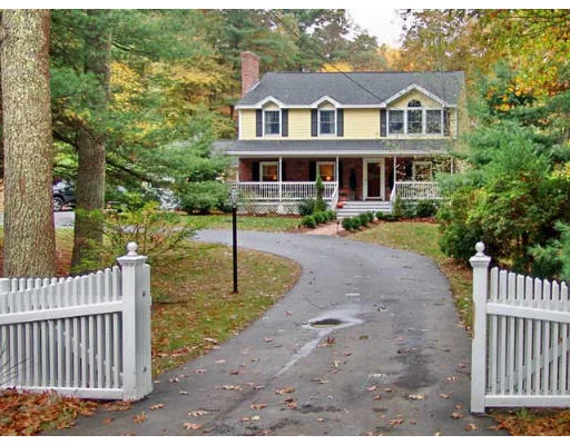 Unit for sale at 188 S Main Street, Sherborn, MA 01770