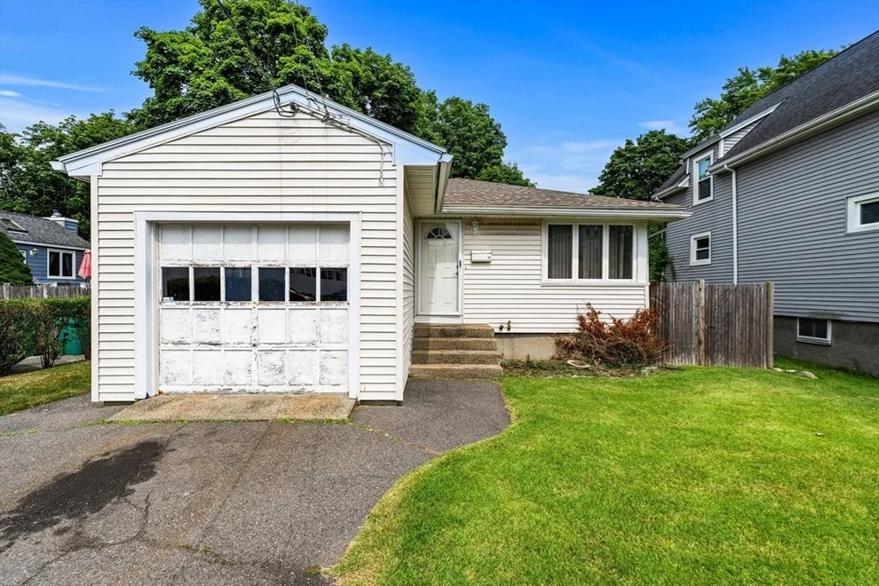 Unit for sale at 11 Pennybrook Rd, Lynn, MA 01905