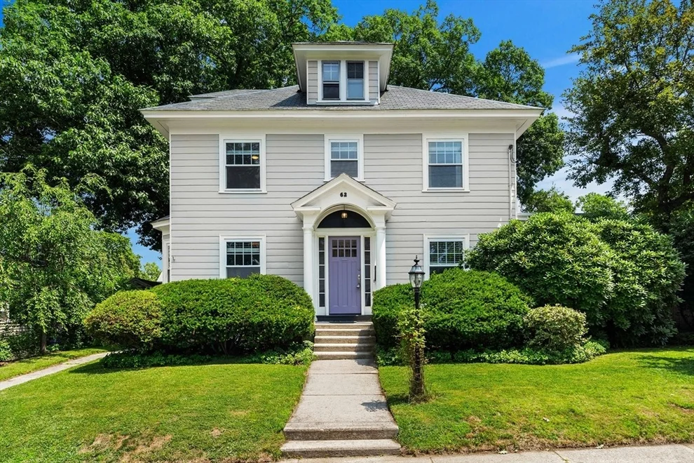 Unit for sale at 62 Parkview Ave, Lowell, MA 01852