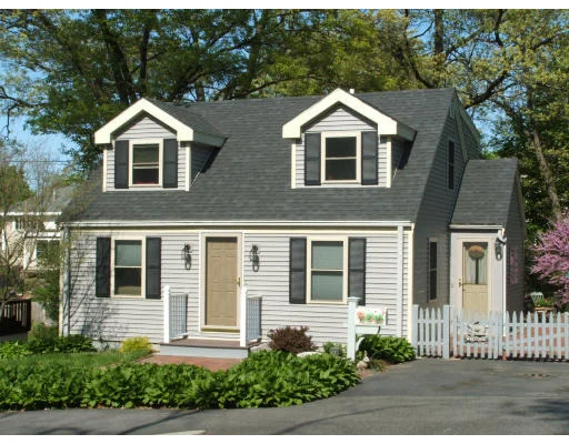 Unit for sale at 163 Hobart St, Braintree, MA 02184