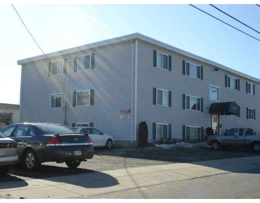 Unit for sale at 191 Glasgow St, Fall River, MA 02721