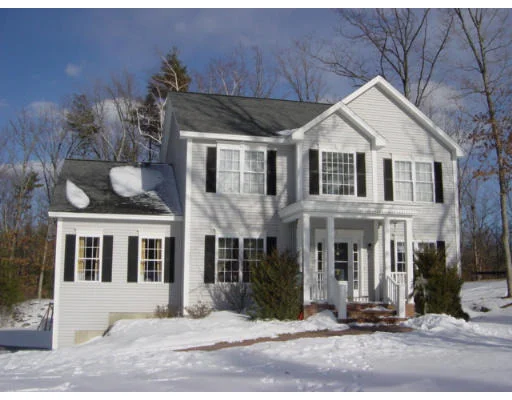 Unit for sale at 1 Apollo Way, Salem, NH 03079