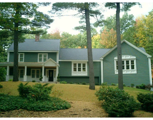 Unit for sale at 6 Phaeton Circle, Andover, MA 01810