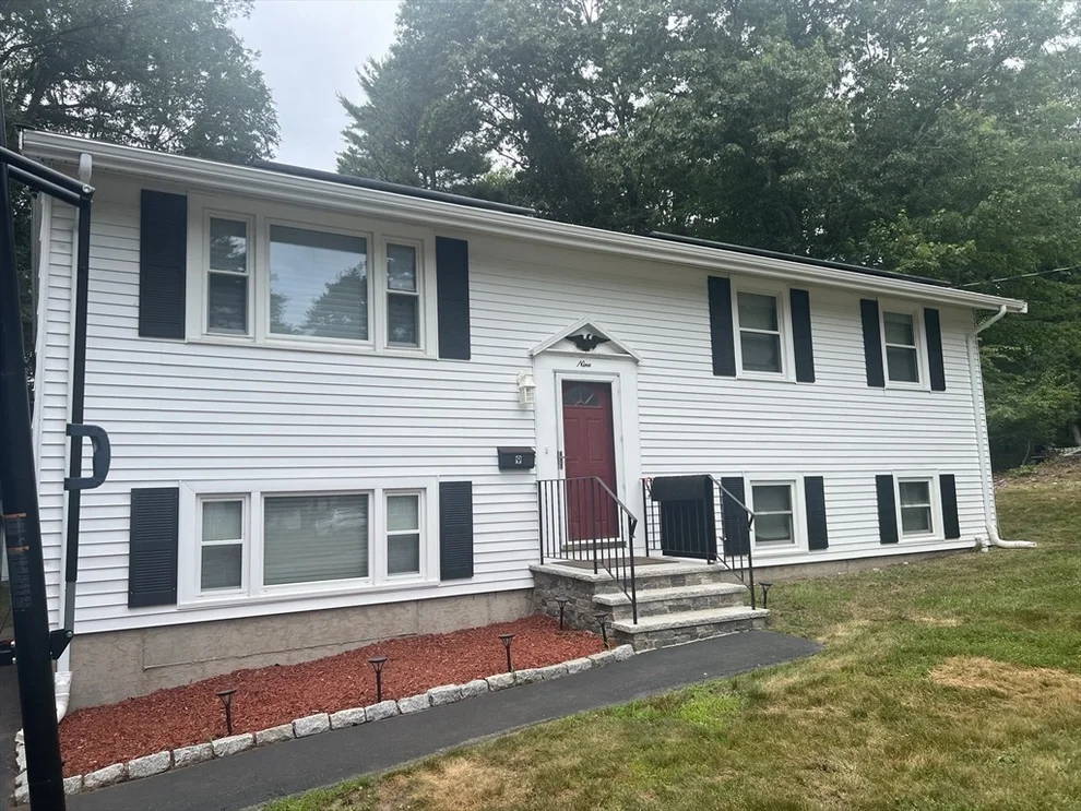Unit for sale at 9 Spring Ln, Sharon, MA 02067