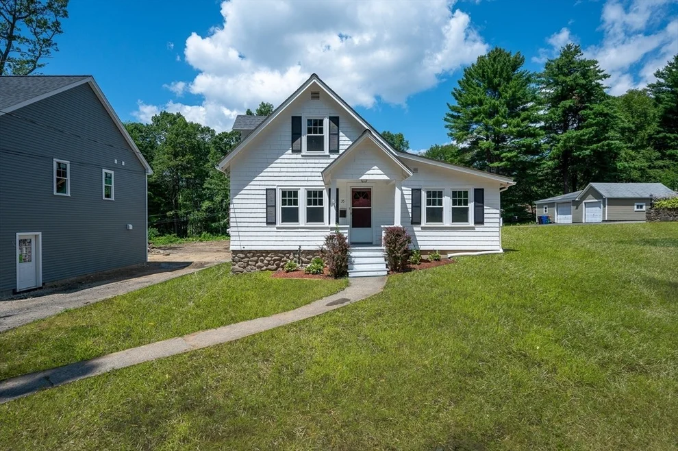 Unit for sale at 35 Nyland St, Worcester, MA 01607