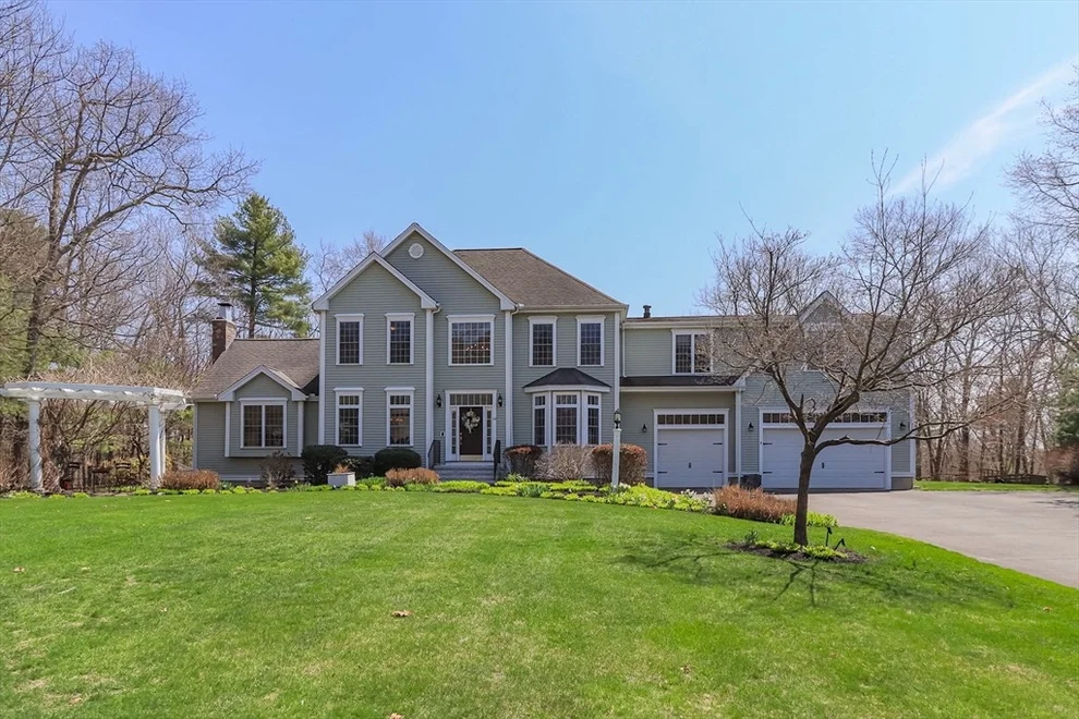 Unit for sale at 10 Wildflower Ln, Groton, MA 01450