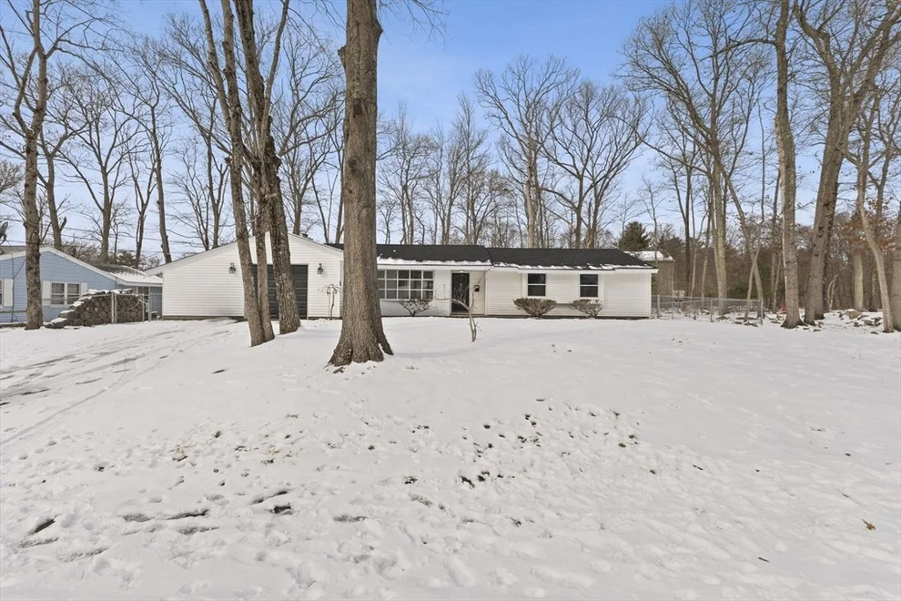 Unit for sale at 27 Darby Rd, Brockton, MA 02302