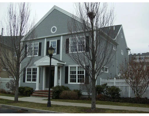 Unit for sale at 3 Hutchinson Ln, Quincy, MA 02171