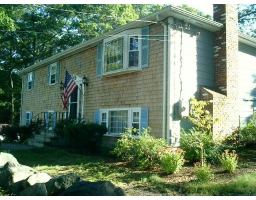Unit for sale at 273 Highland St, Stoughton, MA 02072