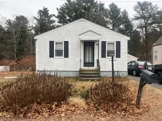 Unit for sale at 271 South St, Holbrook, MA 02343