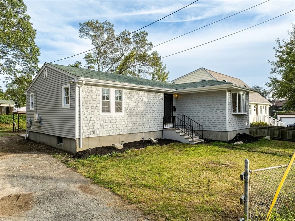 Unit for sale at 123 Norwood St, Fall River, MA 02723