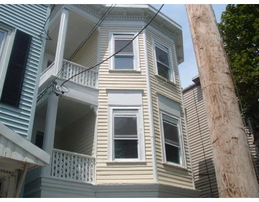 Unit for sale at 13 Howard Street, Cambridge, MA 02139