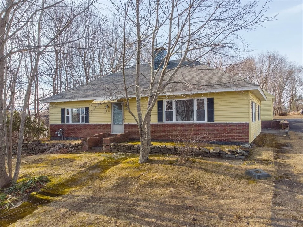 Unit for sale at 181 Main St, Spencer, MA 01562