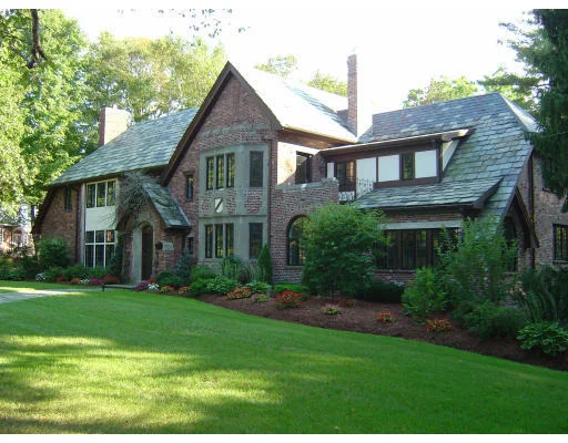 Unit for sale at 117 Hammond Street, Newton, MA 02467