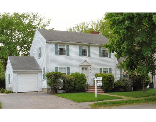 Unit for sale at 118 Dalton Rd, Belmont, MA 02478