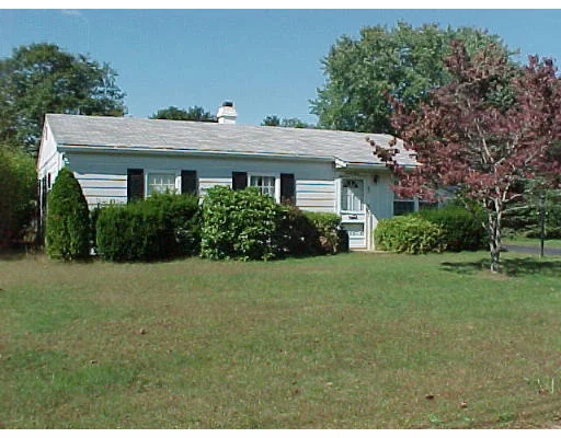 Unit for sale at 23 Frisbie Rd, Marshfield, MA 02050