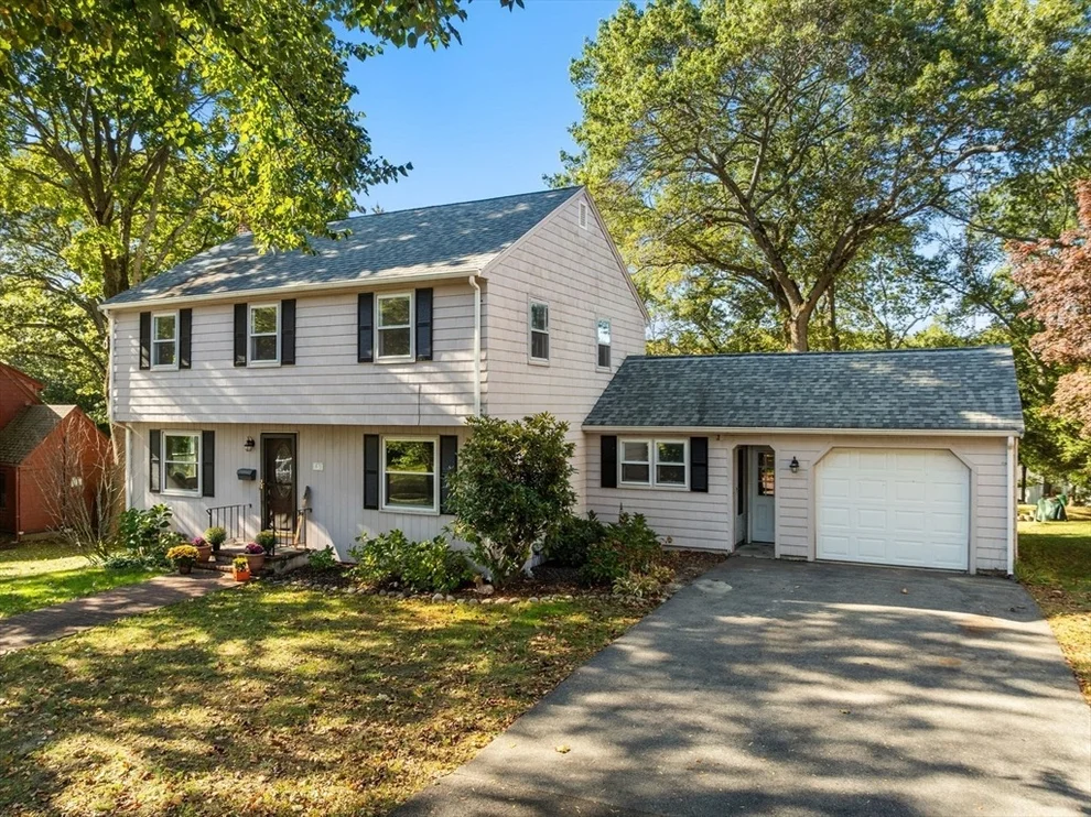 Unit for sale at 85 Gridley St, Quincy, MA 02169